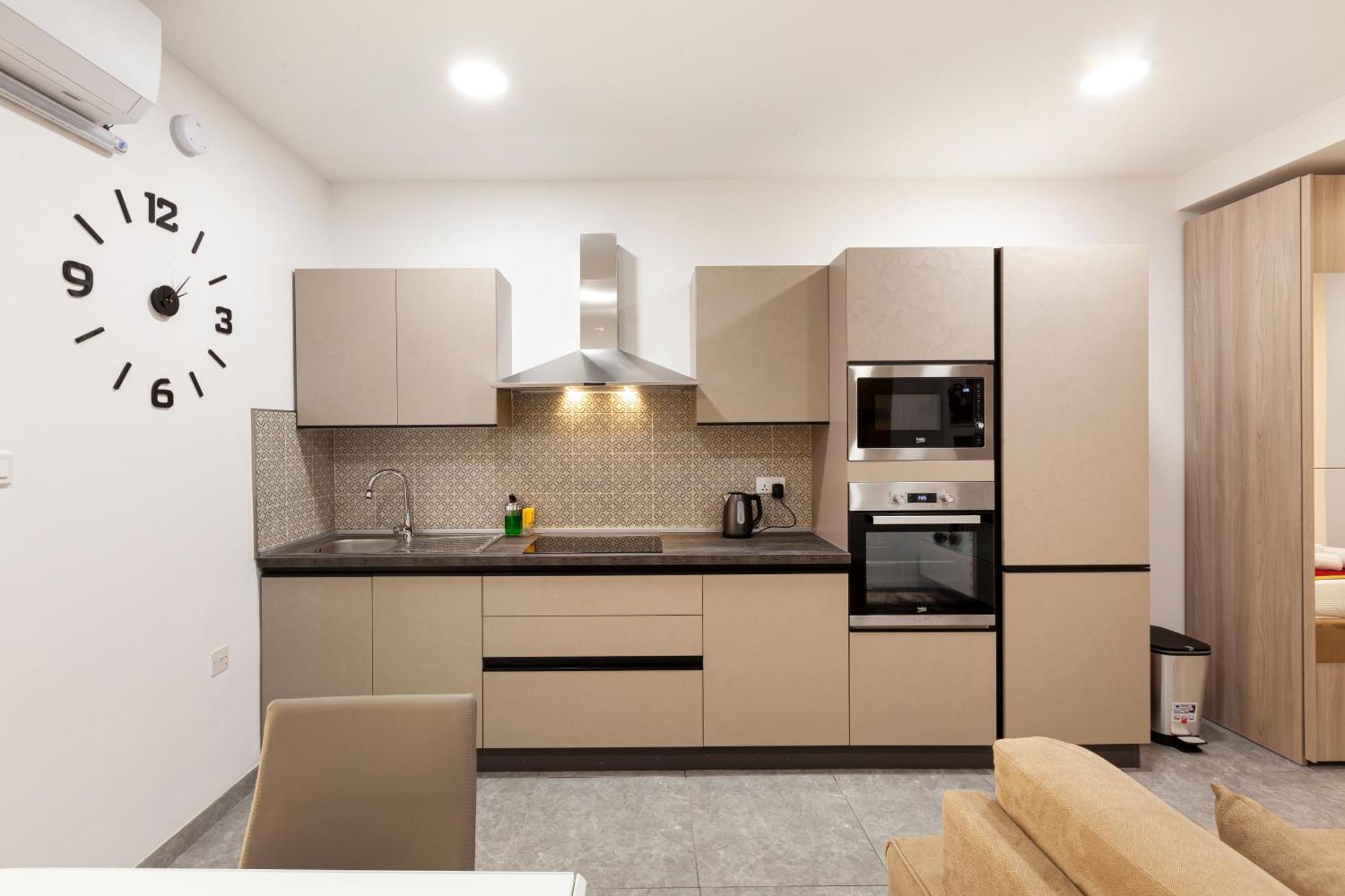 Modern & Lovely Studio - Prime Location Saint Julian's Dış mekan fotoğraf